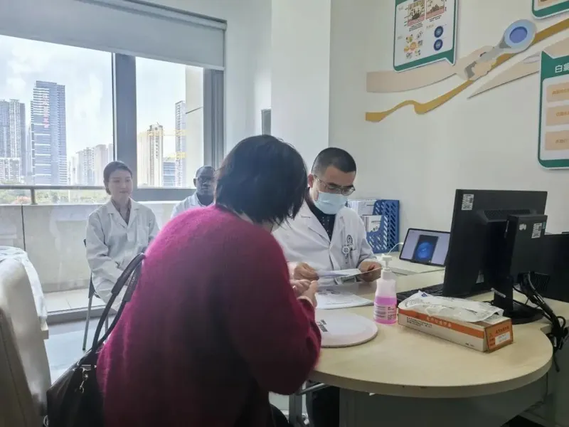 HK-Macau Drug Connect clinic